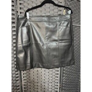 NWT LOFT Black Faux Leather Skirt 14 Minimalist Chic Vegan Leather